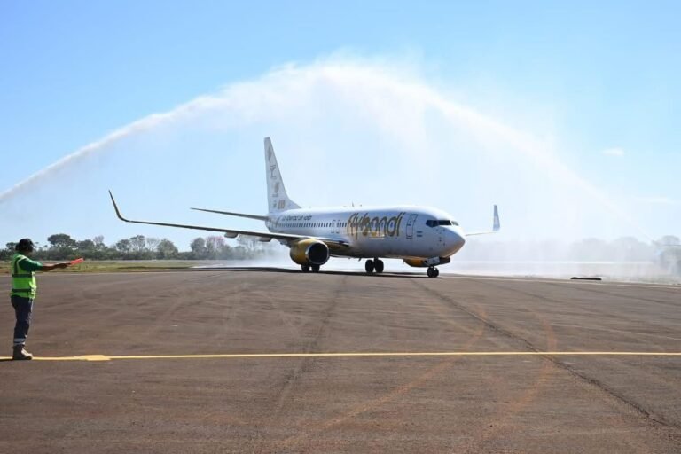 llegada-de-flybondi-a-encarnacion